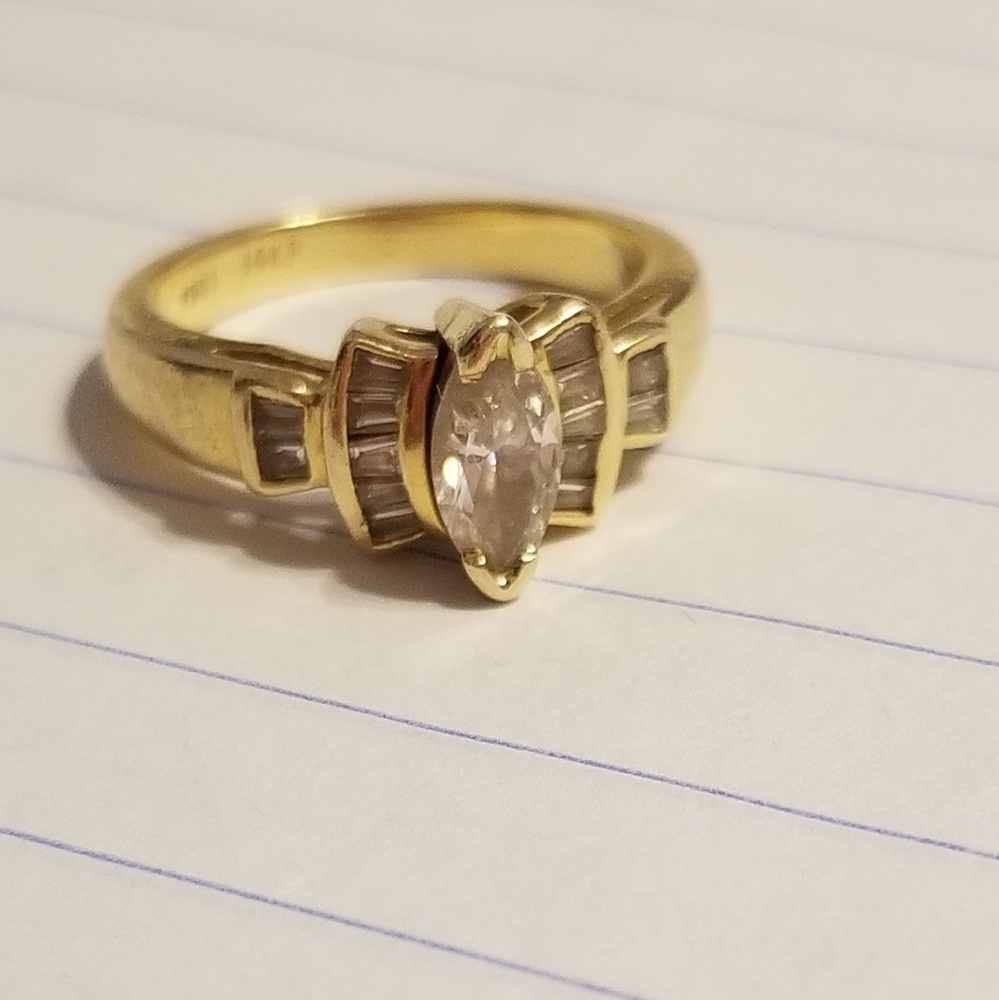 Diamond Ring - Picture 5 of 7